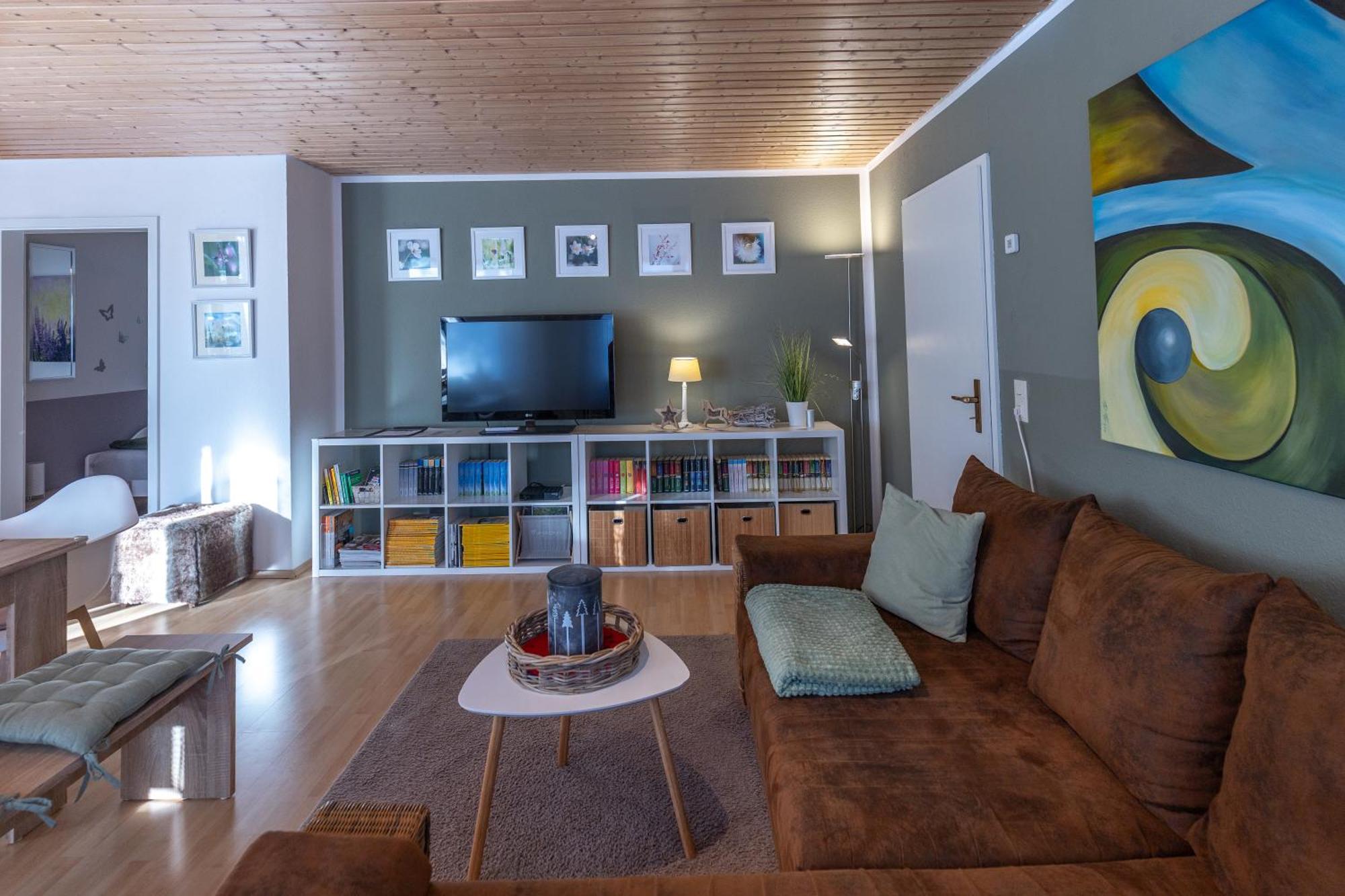 Apartamento ELW, sep. Eingang, überdachte Terrasse, nähe Backnang Althutte Exterior foto