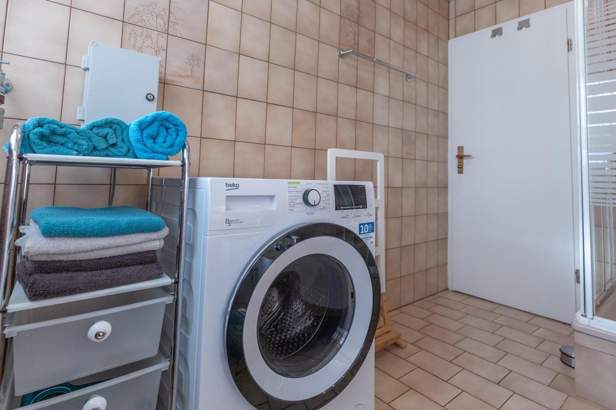 Apartamento ELW, sep. Eingang, überdachte Terrasse, nähe Backnang Althutte Exterior foto